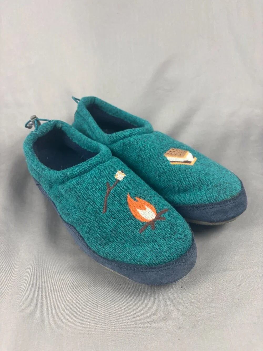 L.L. Bean Sweater Fleece Slippers Kids 5-6 Blue S'mores Motif Embroidered
